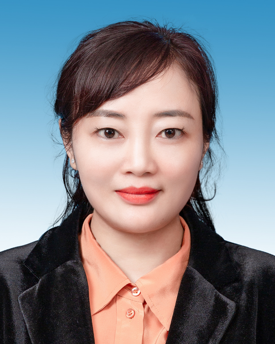 党委委员、副校长  晏昱 